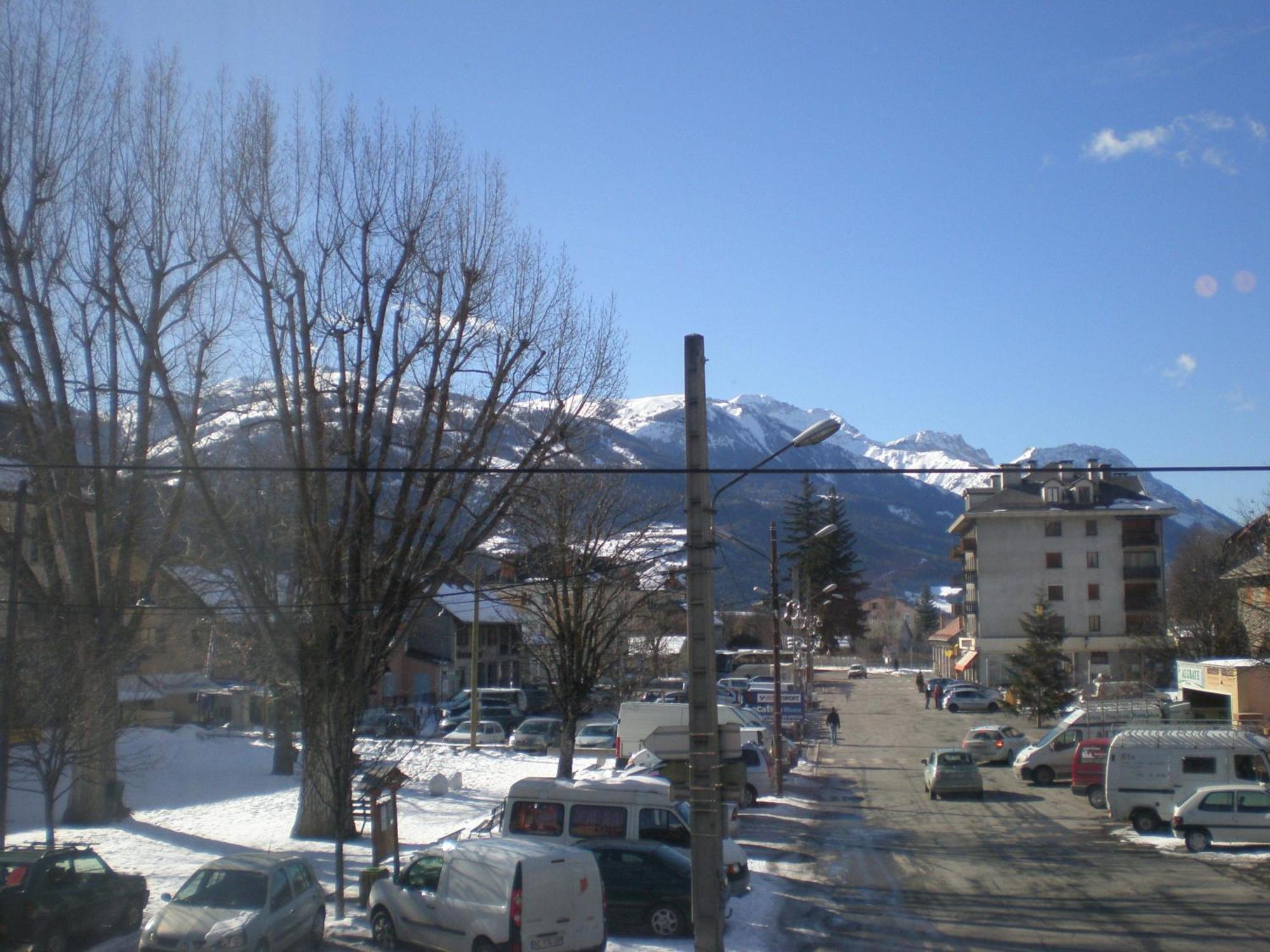 Appart Hotel De La Paix Barcelonnette Esterno foto